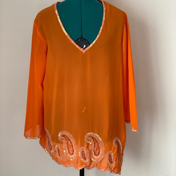 SOLDOversized hobo Bright orange chiffon sequin blouse - Picture 2 of 10
